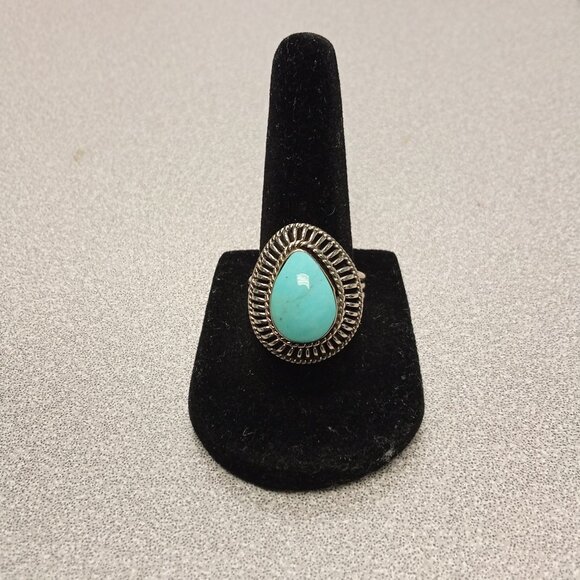 Navajo Handmade Kingman Turquoise Sterling Silver Ring - Picture 1 of 6